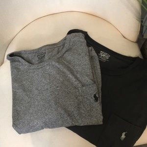 2 Polo T-shirts